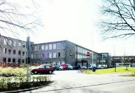 Foto frontaanzicht Graaf Huyn College in Geleen